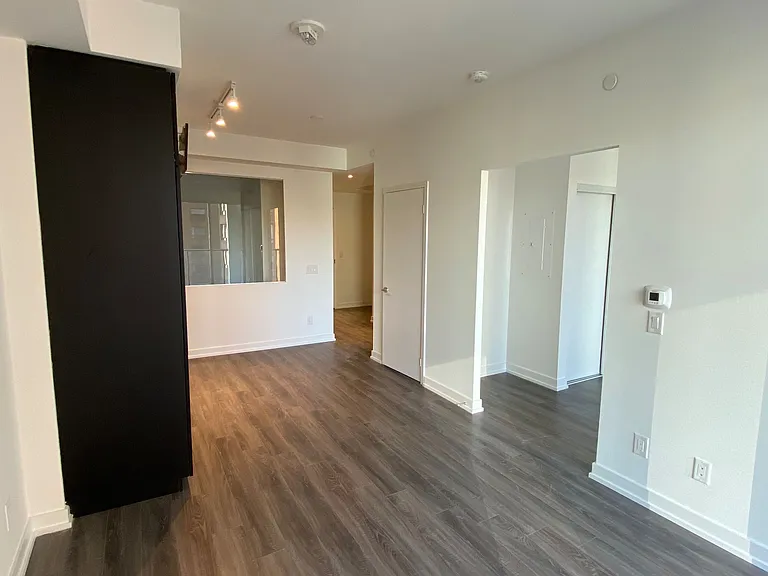 20 Edward St #1114 — Photo 2