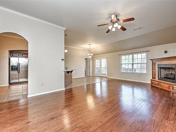 3rd image of 3005 SW Waterleaf Ave