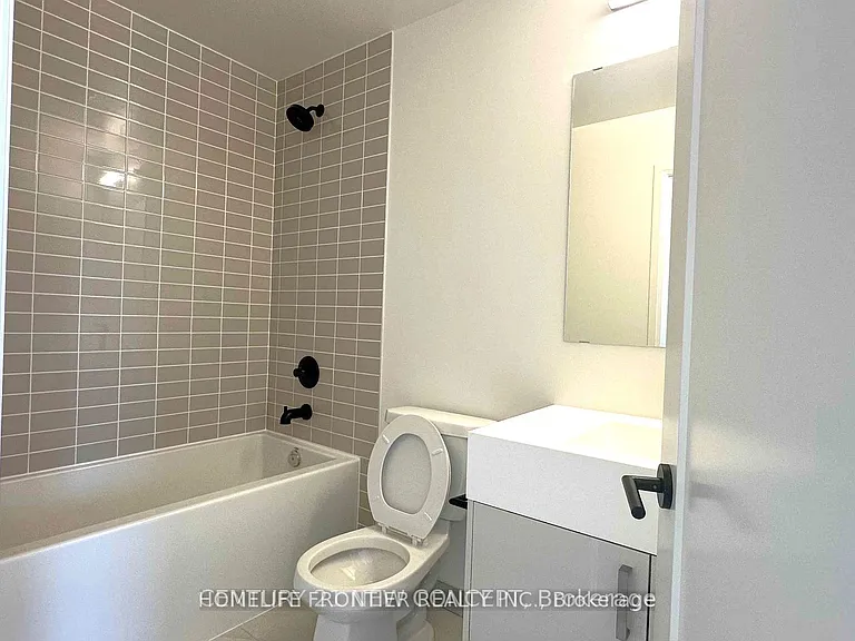 280 Dundas St W #2112 — Photo 11