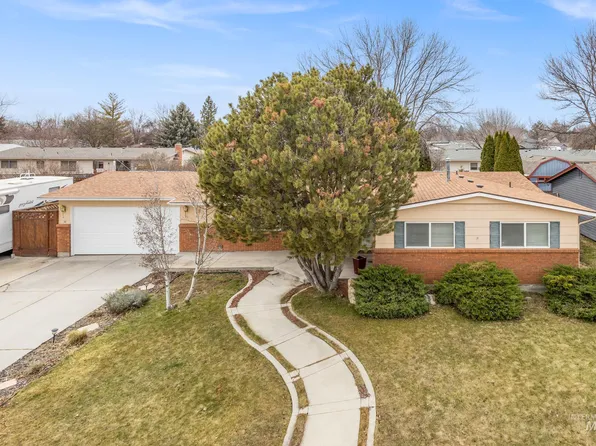 9573 W Atmore Dr, Boise, ID 83704