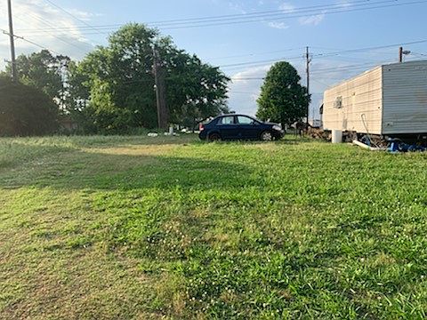 1st image of 2511 Greenwood Dr