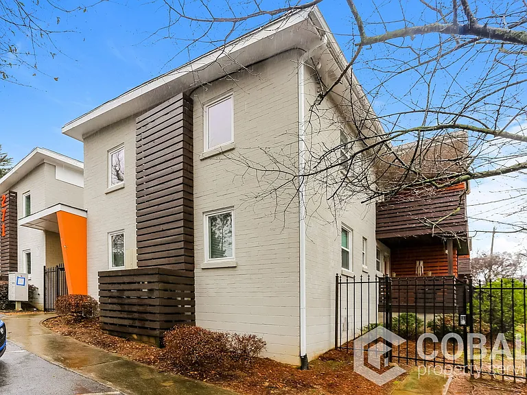 271 Glen Iris Dr NE #5B — Photo 1