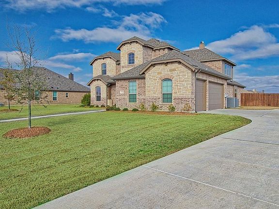 2nd image of 166 Hackney Dr