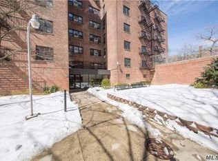 13919 31st Rd, Flushing, NY 11354