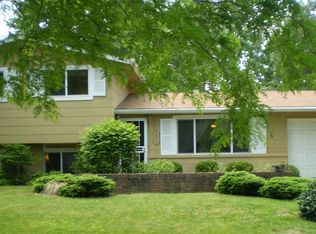 6005 Endicott Rd, Columbus, OH 43229