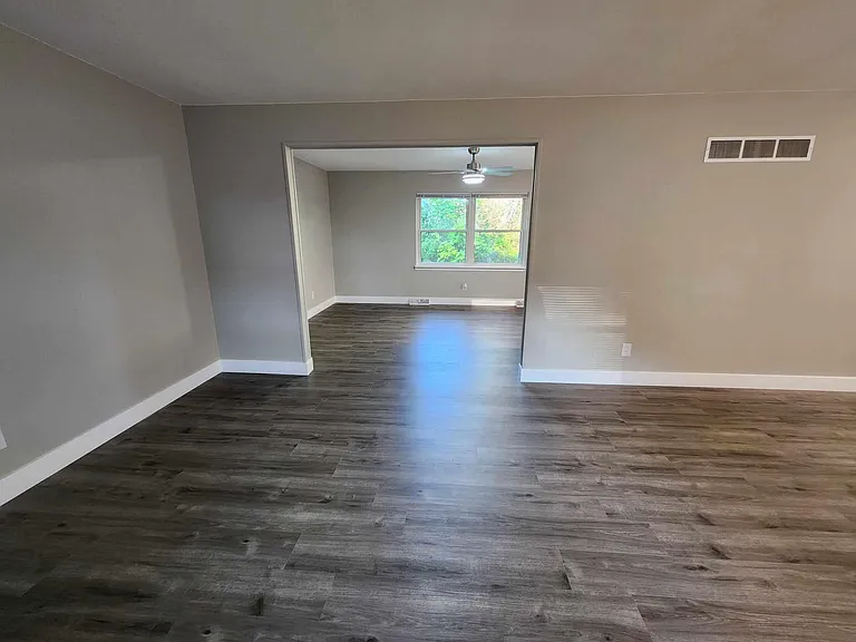 1732 Christine Dr — Photo 28