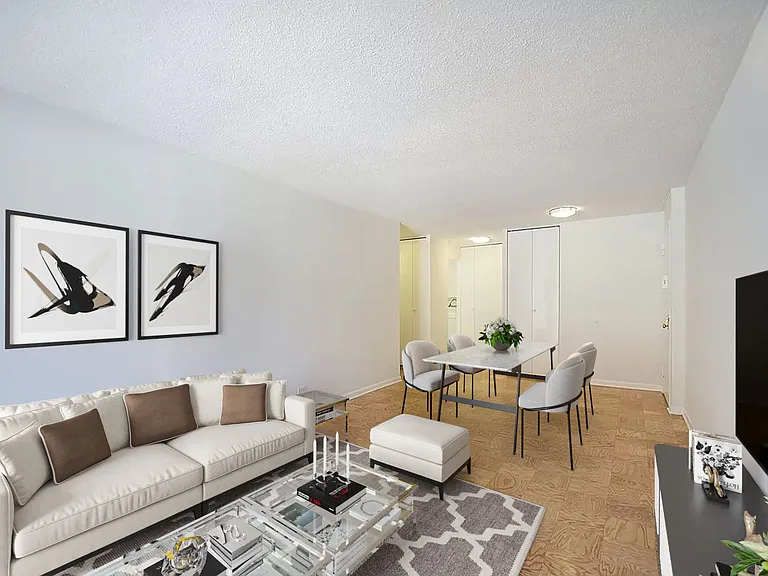 7235 112th St #2B — Photo 5