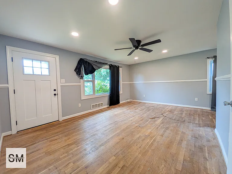 6722 Fairwood Rd — Photo 4