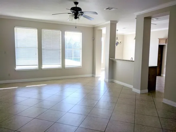 1580 Dylan Dr, Beaumont, TX 77707