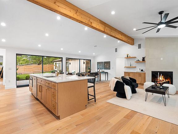 5th image of 4906 Enchanted Ln