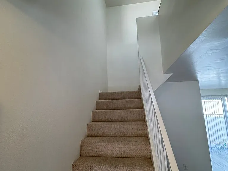 2780 Orange Ave — Photo 7