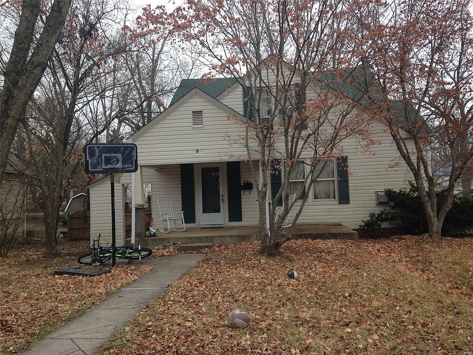 1st image of 201 S Washington St