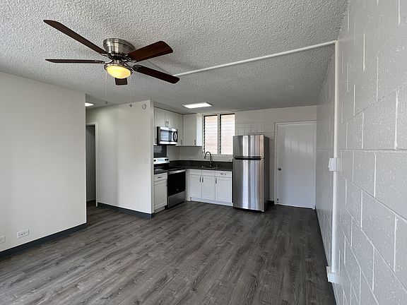 Olino Living Room with Ceiling Fan