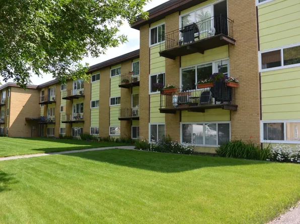 Muxmore, 4040 Retallack St, Regina, SK S4S 3C3