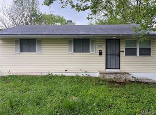 10726 Glen Garry Rd, Saint Louis, MO 63137