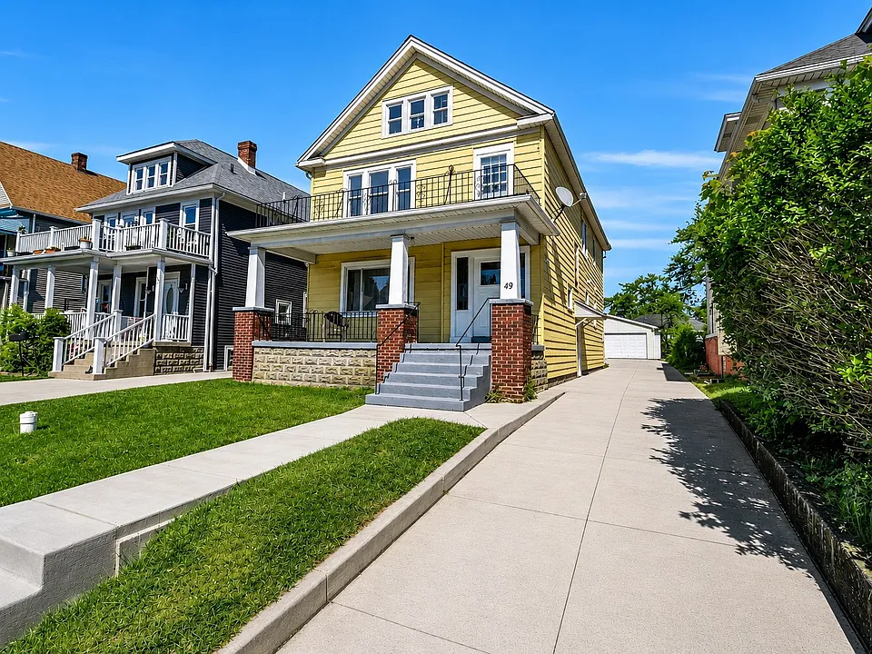 49 Virgil Ave #1