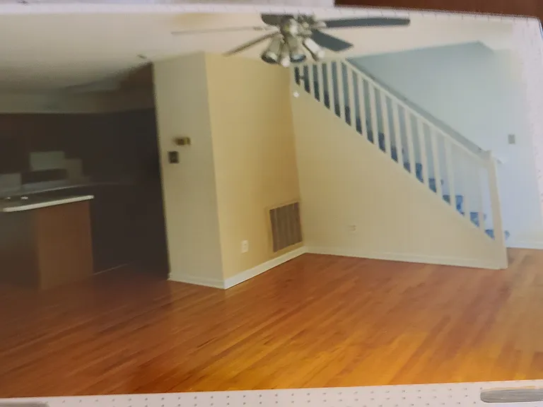 Harbor Light Cir — Photo 21