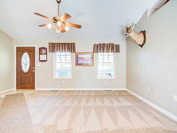 5th image of 2143 Twin Lake Dr