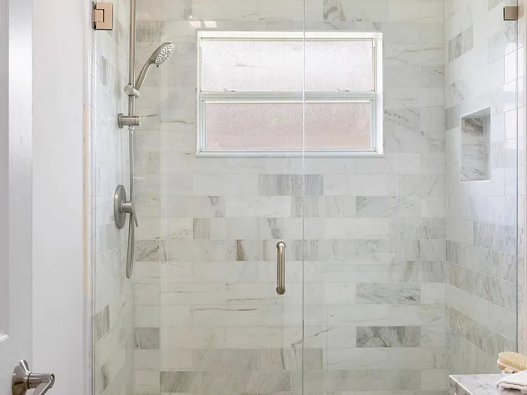 3250 Cottage Grove Ave — Photo 10