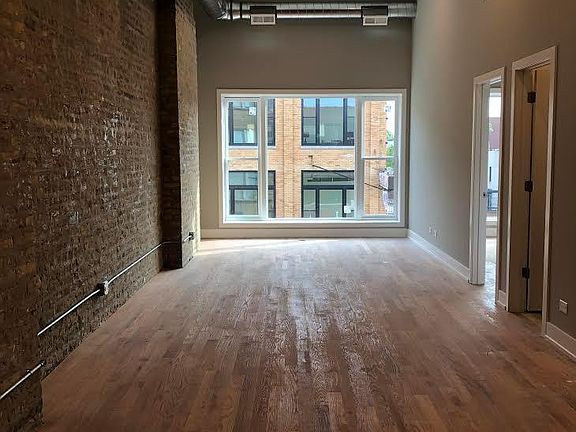 2nd image of 1355 N Milwaukee Ave #K2