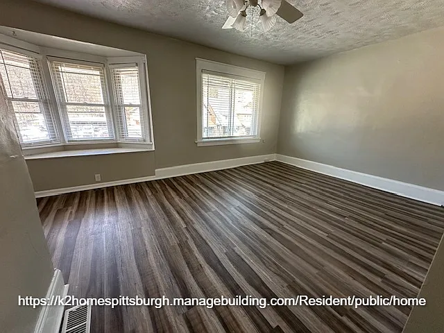 785 Franklin Ave — Photo 12