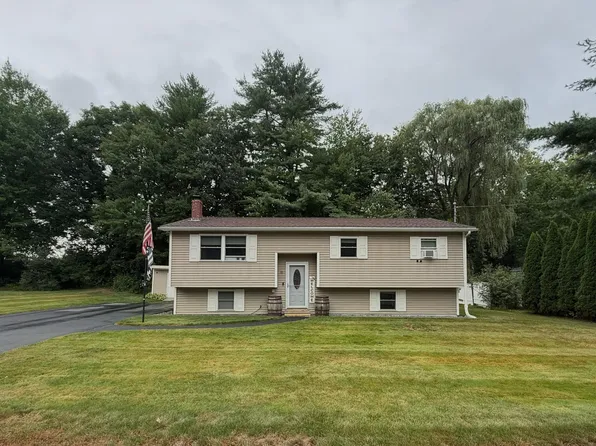15 Andrea Street, Lisbon, ME 04250