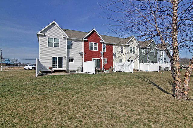 2nd image of 517 Oakley Ave