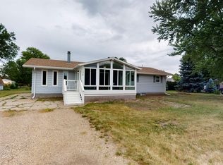 1536 Keene Dr, Columbus, NE 68601