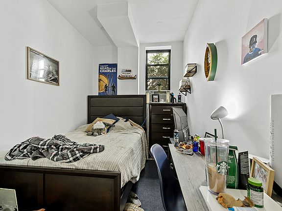 3rd image of 1670 1st Ave #2