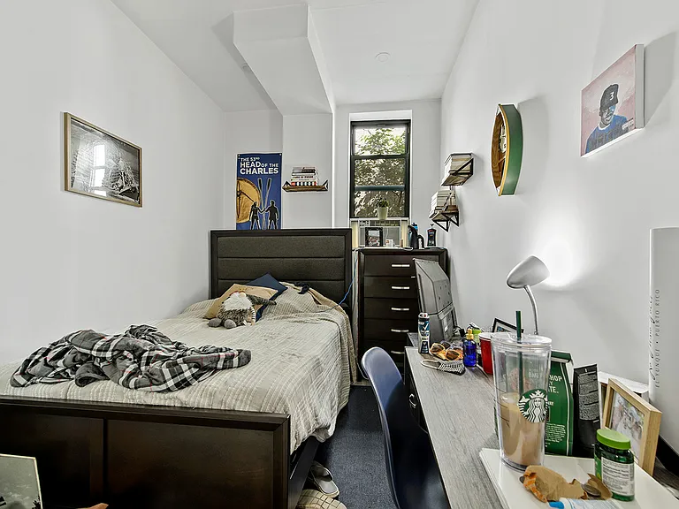 1670 1st Ave #2S — Photo 3
