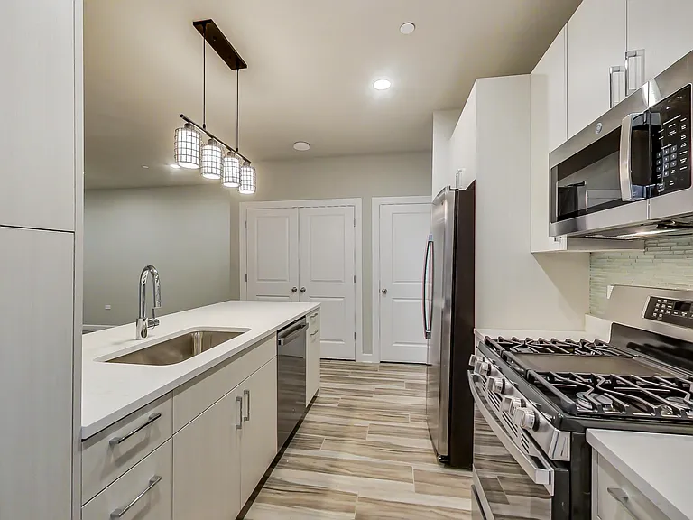 6135 S Kimbark Ave #202 — Photo 7