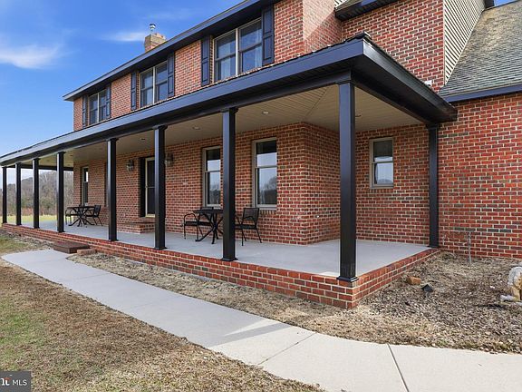 4th image of 57 Mahanoy Valley Rd