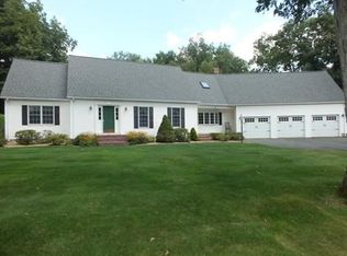 21 Oxford Ln, East Longmeadow, MA 01028