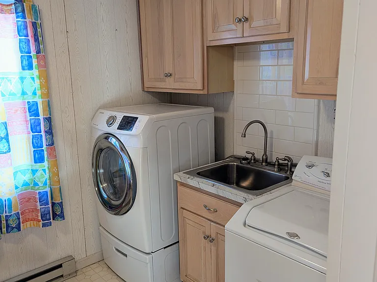 726 Marshall Ave — Photo 9