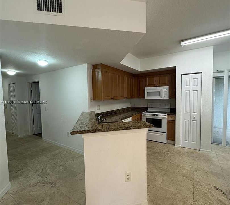 1st image of 107 Belmont Ln #107