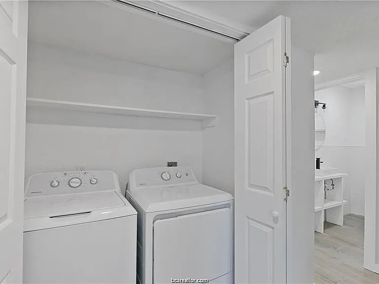1505 Alpine Cir #A — Photo 15