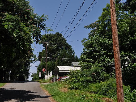 5th image of Cassell St