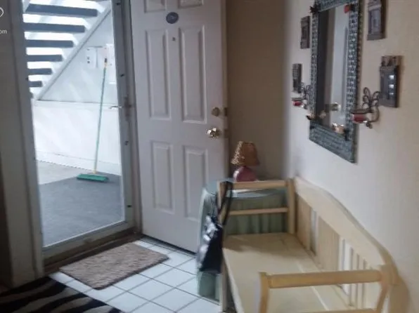 12364 Saint Andrews Way, Fenton, MI 48430