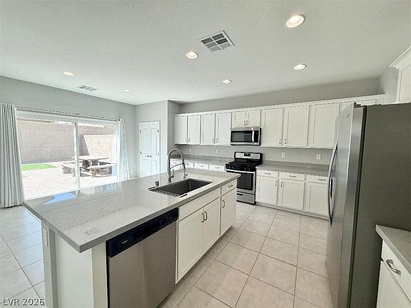 4th image of 9857 Poplar Point Ave