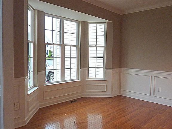 5th image of 4 Bradley Cir