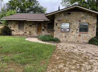 100 Snow St, Bangs, TX 76823