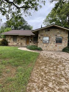 100 Snow St, Bangs, TX, 76823