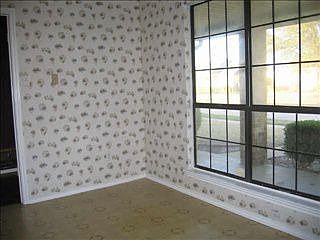 4th image of 210 Jessica Dr