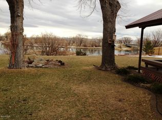 16 1st Ave NE, Cascade, MT 59421