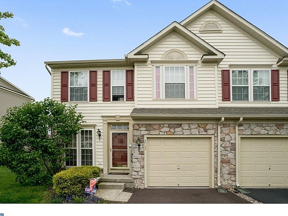 2nd image of 93 N Savanna Dr