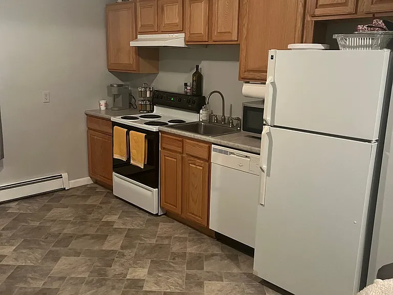 22 Main St #1 — Photo 2