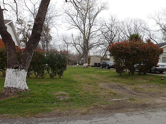 2nd image of 507 E 38th St