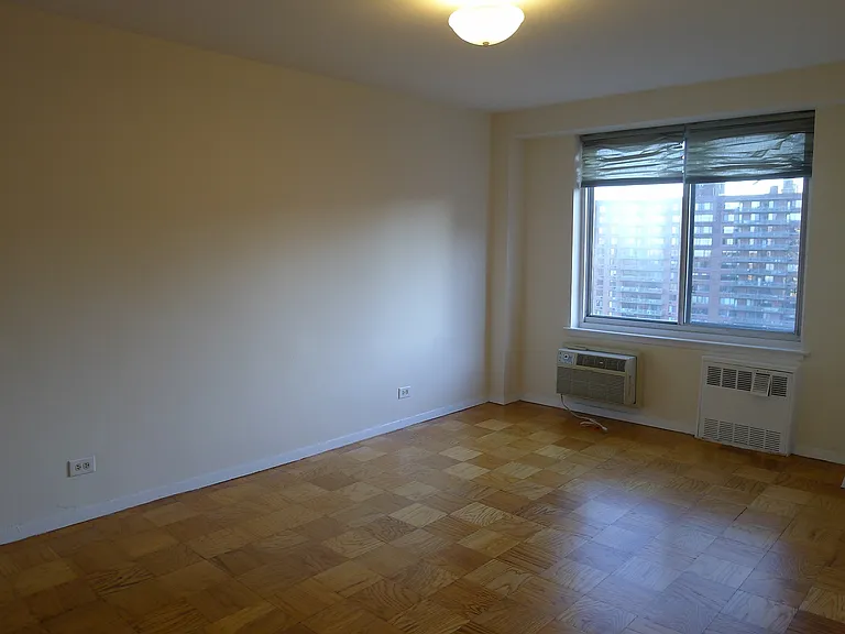 400 Central Park W #18C — Photo 14