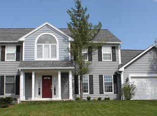 40 Chardonnay Dr, Fairport, NY 14450