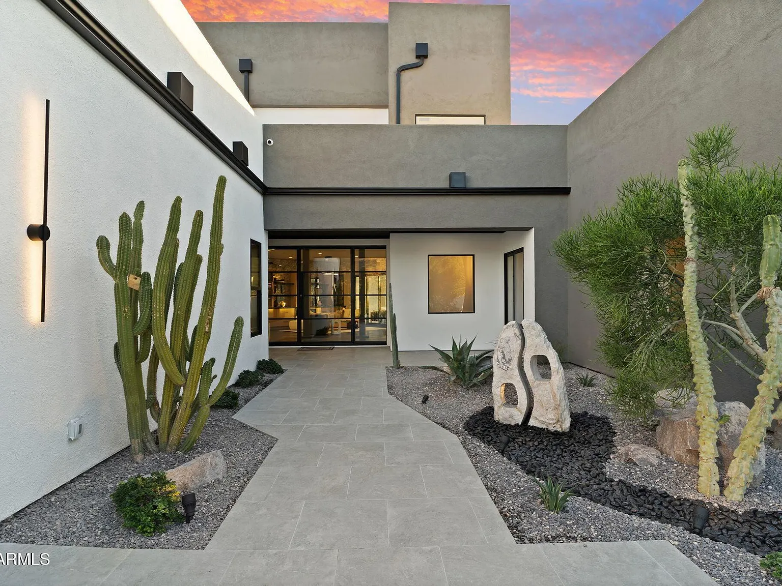 5 bed, 7.0 bath, 6012 sqft, $35,000 — Photo 4